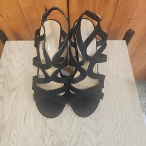 Top Moda Black Cut-Out Wedge Sandals